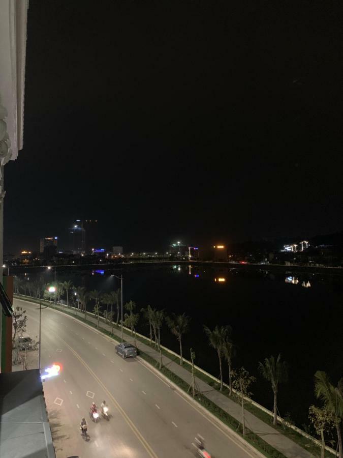Manchester Hotel 하롱 외부 사진